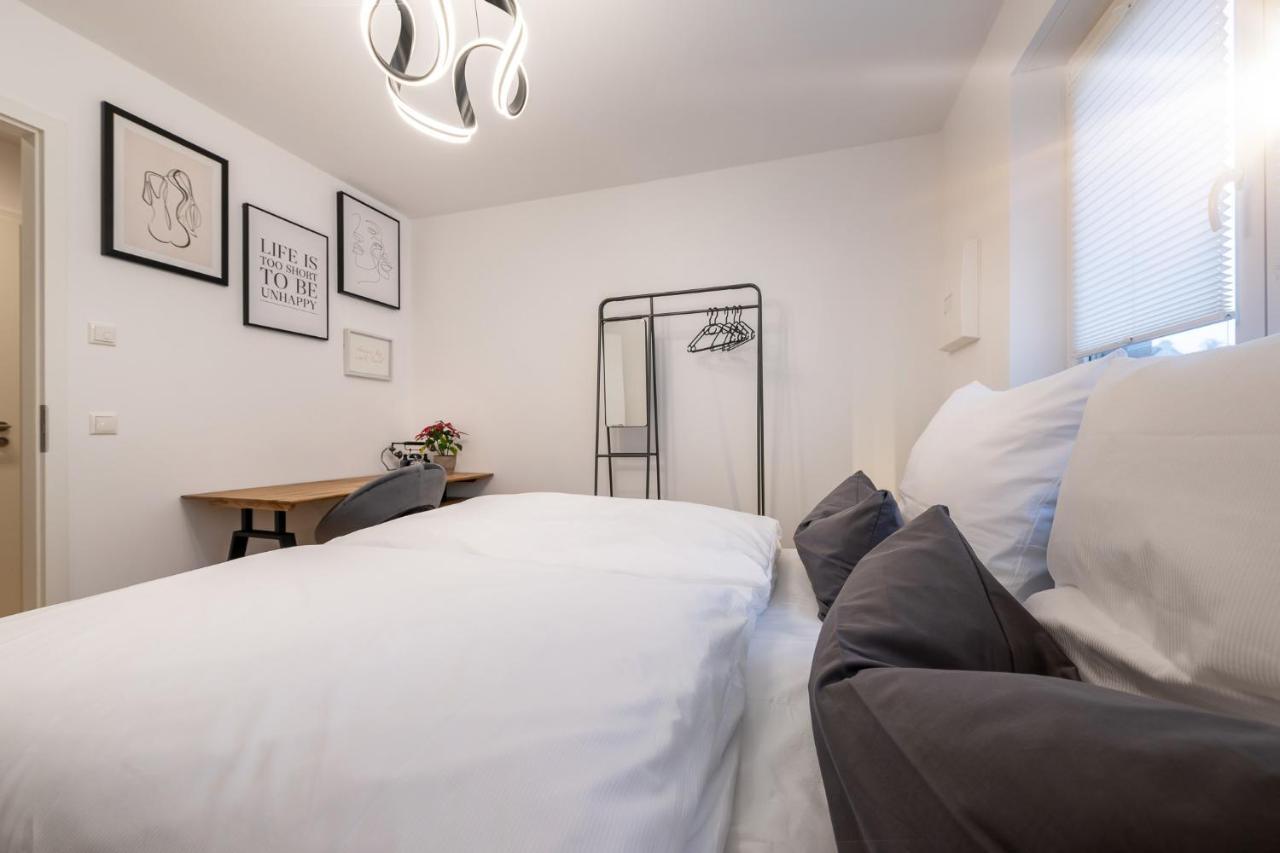 Apartamento Alpenflair / Luxury / 100Qm / Work / Travel / Netflix Penzberg Exterior foto
